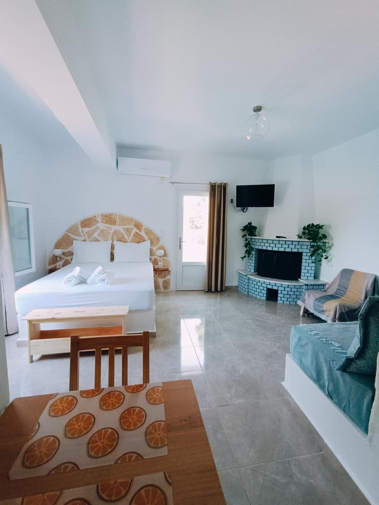 The Life Suites Limniónasz Kültér fotó
